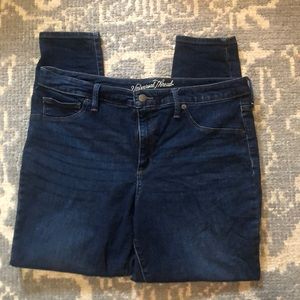 University Thread high rise jegging